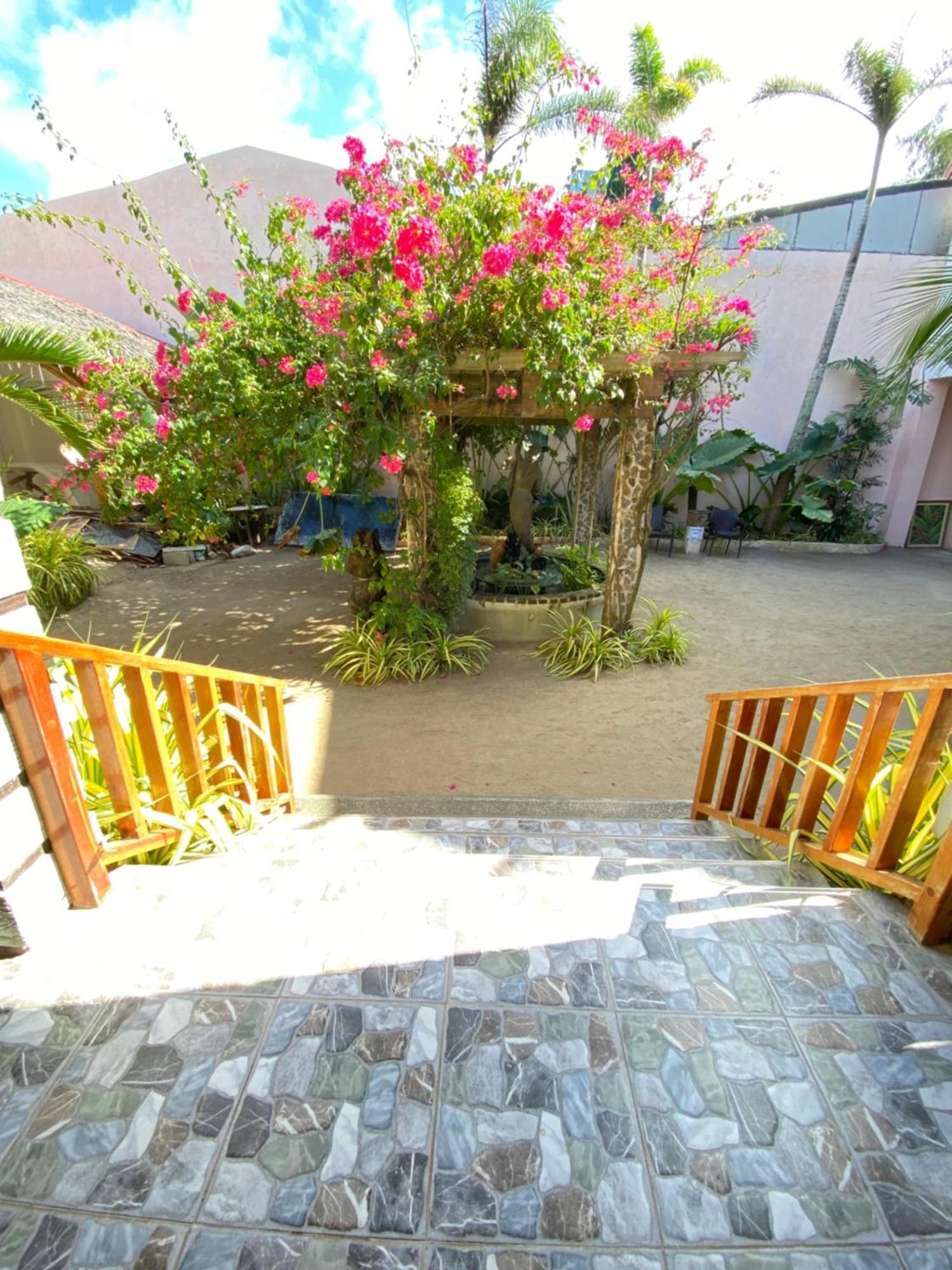 Balabag  Nigi Nigi Too Beach Resort מראה חיצוני תמונה
